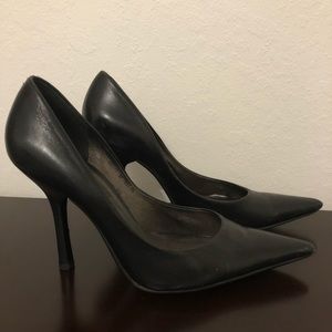Cathy Jean Black Pointed Toe Heels